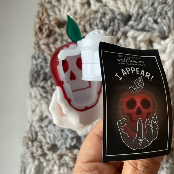 Evil Apple Nightlight Wallflower Plug from Bath and Body Works NWT - Picture 3 of 5